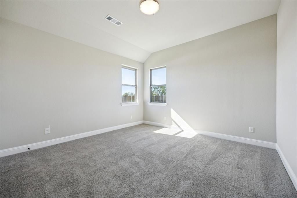 137 Cross Timbers Street. Azle, TX 76020