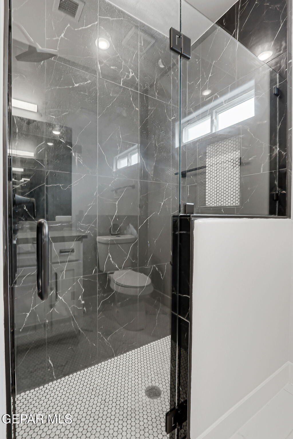 2394 Enchanted Knoll Lane. El Paso, TX 79911