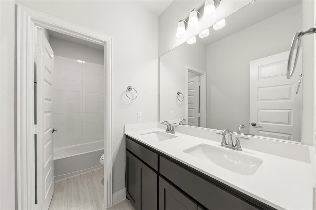 721 Phoenix Lane. McKinney, TX 75072