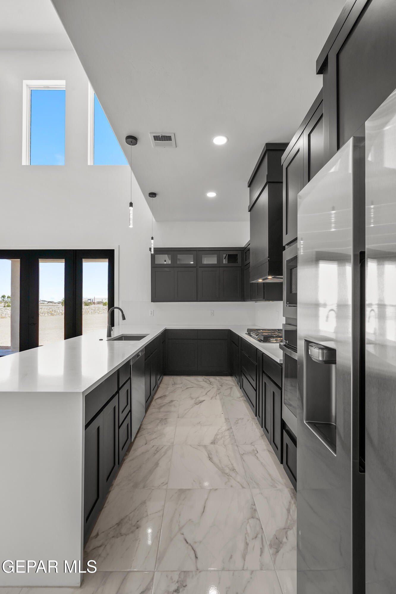 628 Basketflower Drive. Horizon City, TX 79928