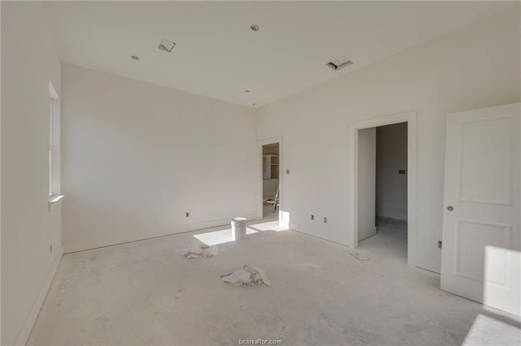 5074 County Road 128. Iola, TX 77861