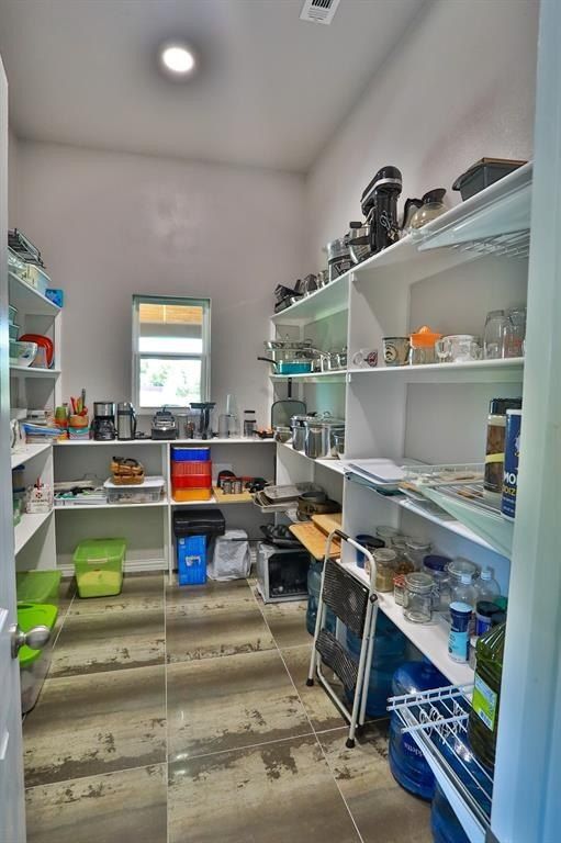 1556 Vz County Road 2128. Wills Point, TX 75169