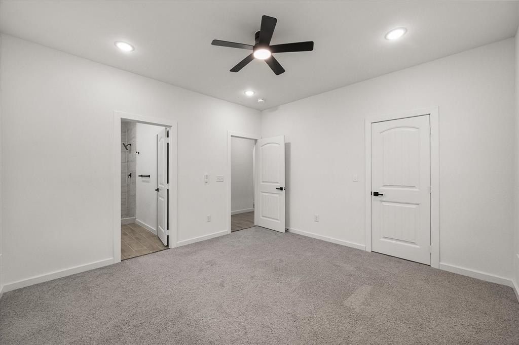 6771 Nw County Road 1146. Barry, TX 75102