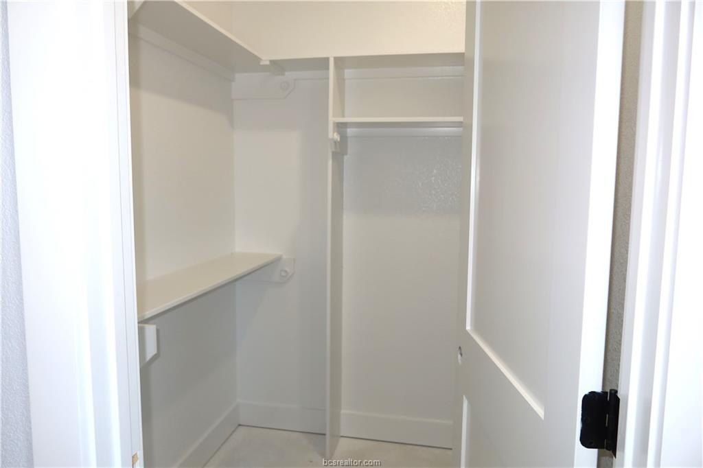 2008 Reagan Court. Bryan, TX 77802