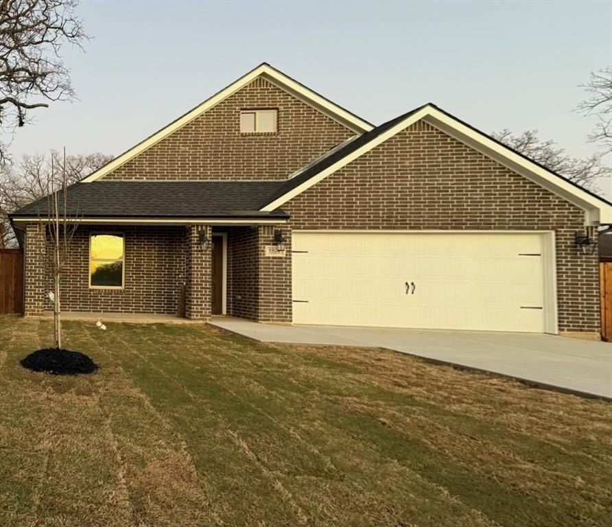 1022 Cheyenne Road. Dallas, TX 75217