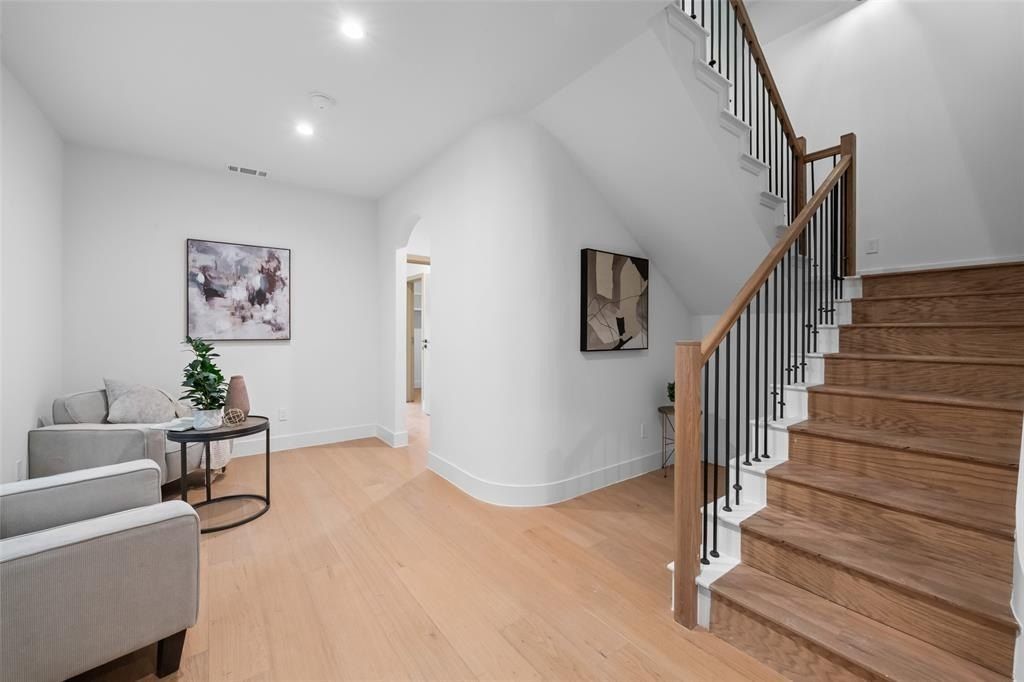 1514 Holly Avenue. Dallas, TX 75204