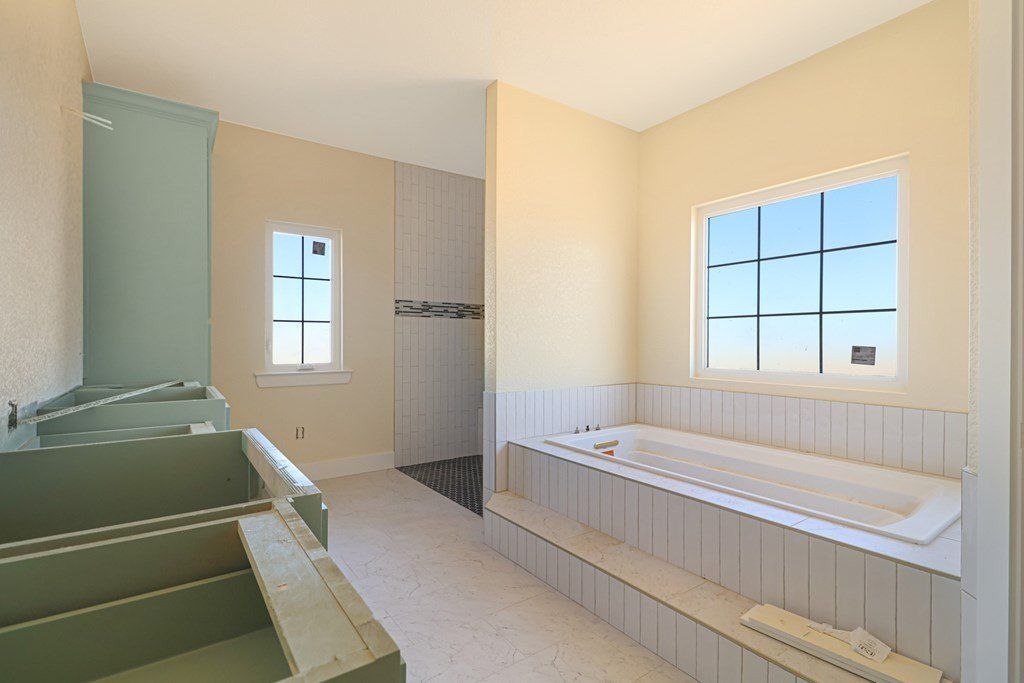 523 Ne 2000. Andrews, TX 79714