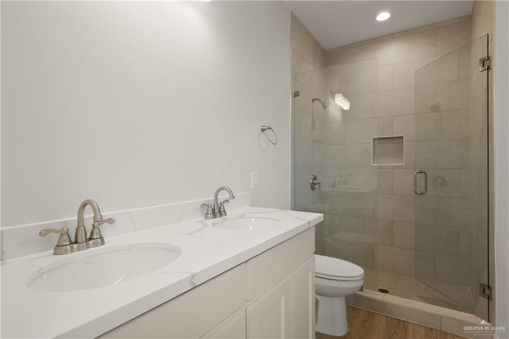 1409 Zurich Avenue. McAllen, TX 78504