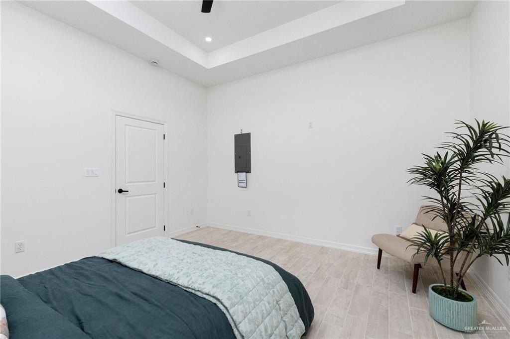 204 Utah Avenue. Weslaco, TX 78596