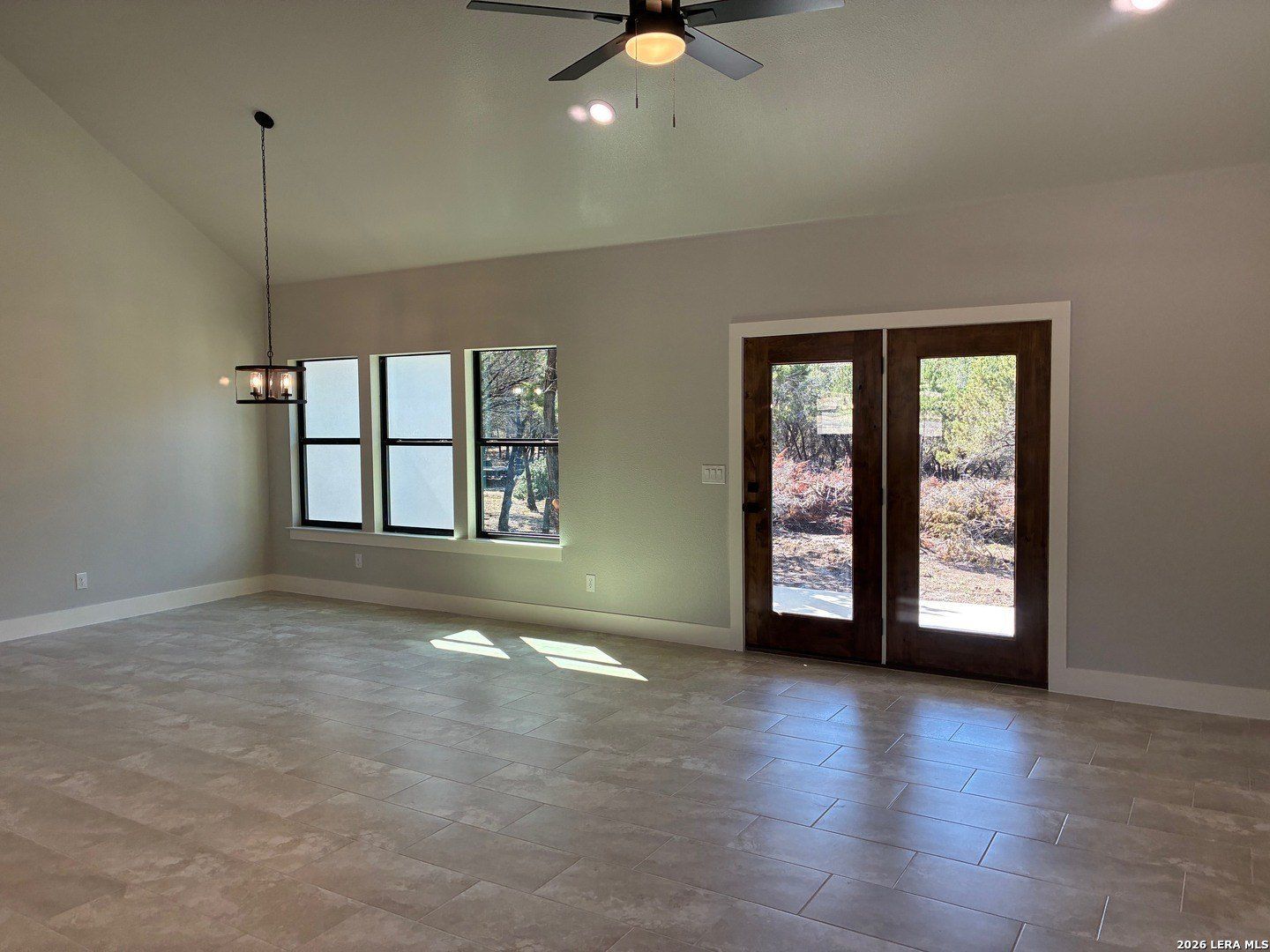 1615 Rocky Ridge Loop. Canyon Lake, TX 78133