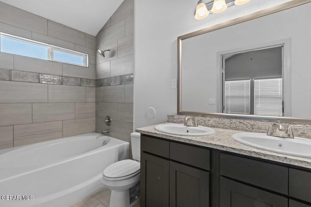 1400 Summer Enclave Place. El Paso, TX 79928