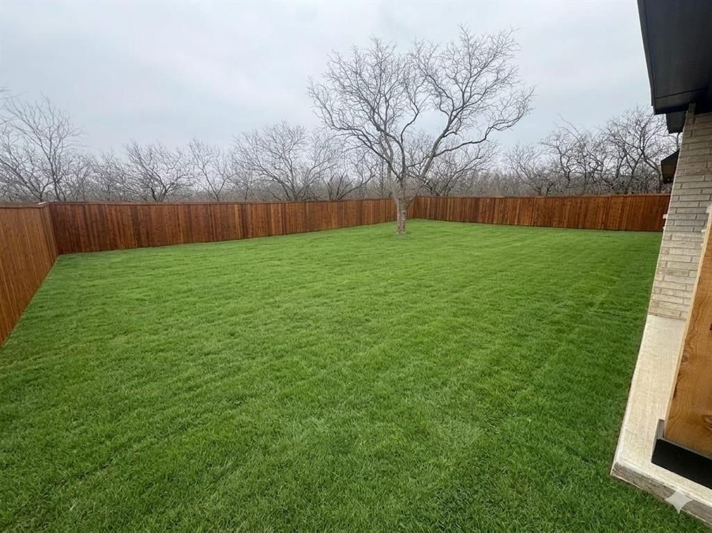 98 Roberts Run. Sherman, TX 75092