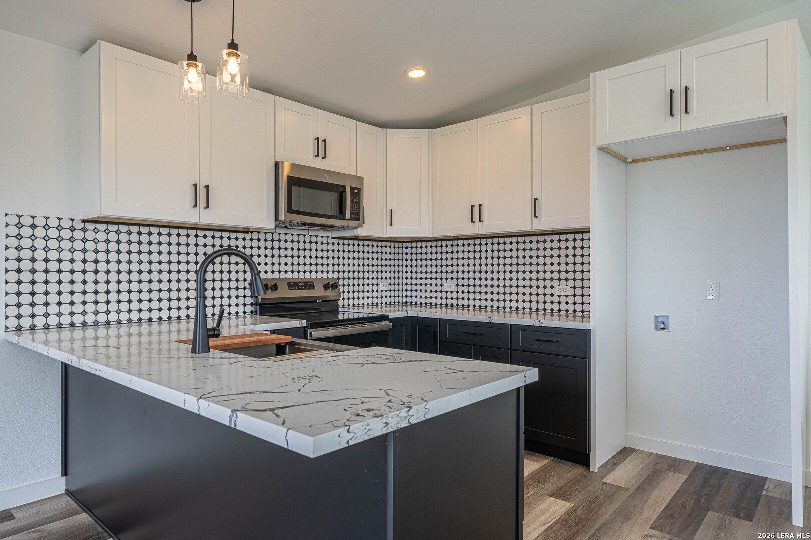 2617 Summit. New Braunfels, TX 78132