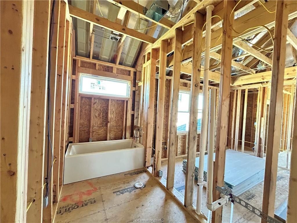 7041 Skipping Rock Path. Bryan, TX 77808