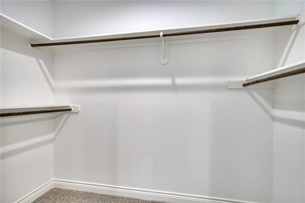 1112 Holly Springs Street. Huntsville, TX 77320