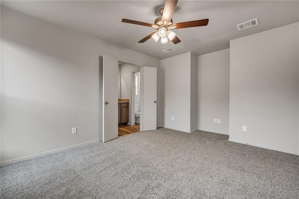 1641 Lucky Street. Bryan, TX 77803