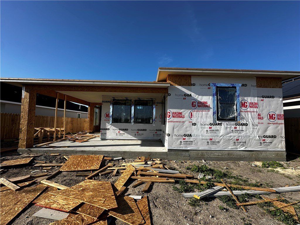 7818 Leylah Drive. Corpus Christi, TX 78414