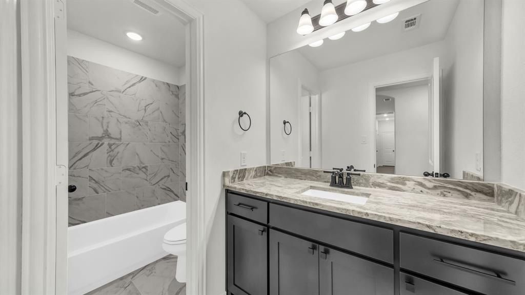 139 Sedona Creek Court. Poolville, TX 76487