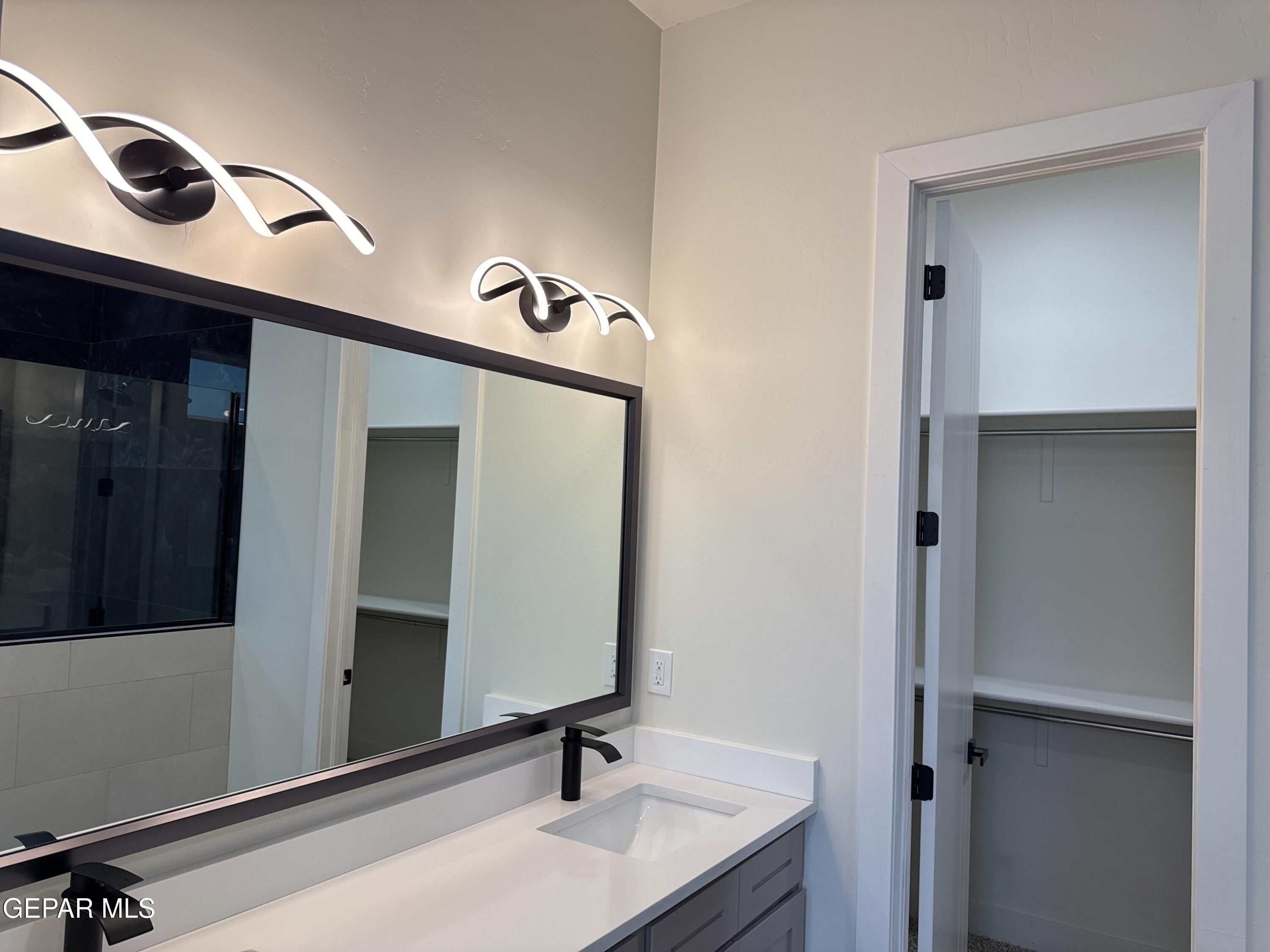 3908 Surmise Street. El Paso, TX 79938