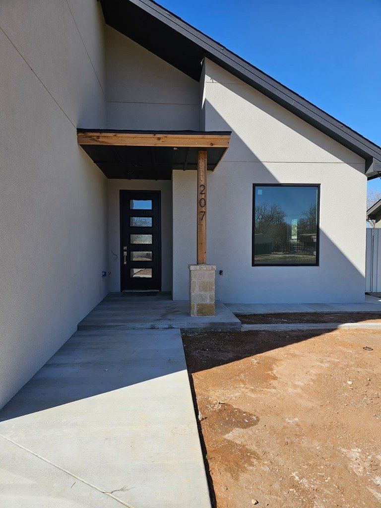 207 Ne 5Th St. Andrews, TX 79714