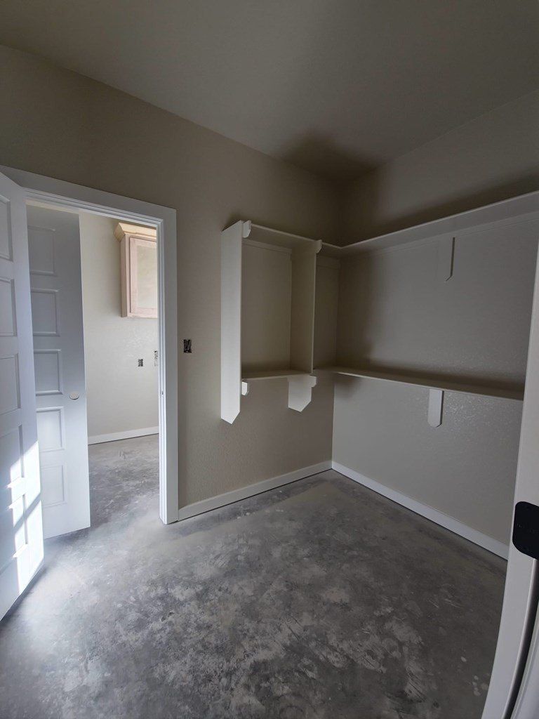 709 Nw 10Th St. Andrews, TX 79714