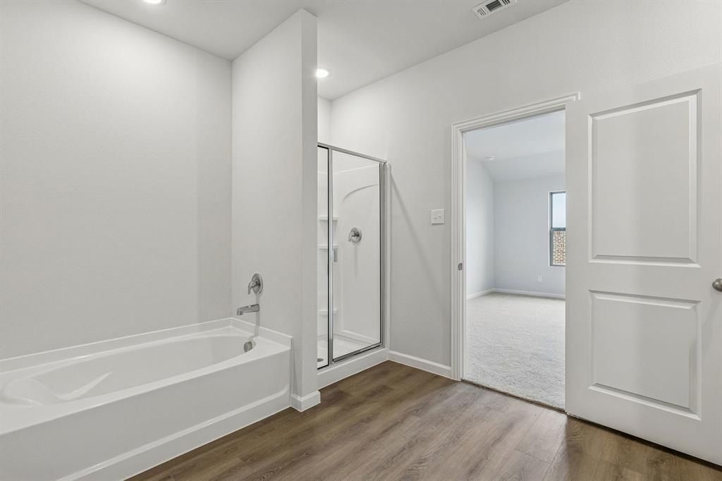 3896 Rose Hill Court. Denison, TX 75020