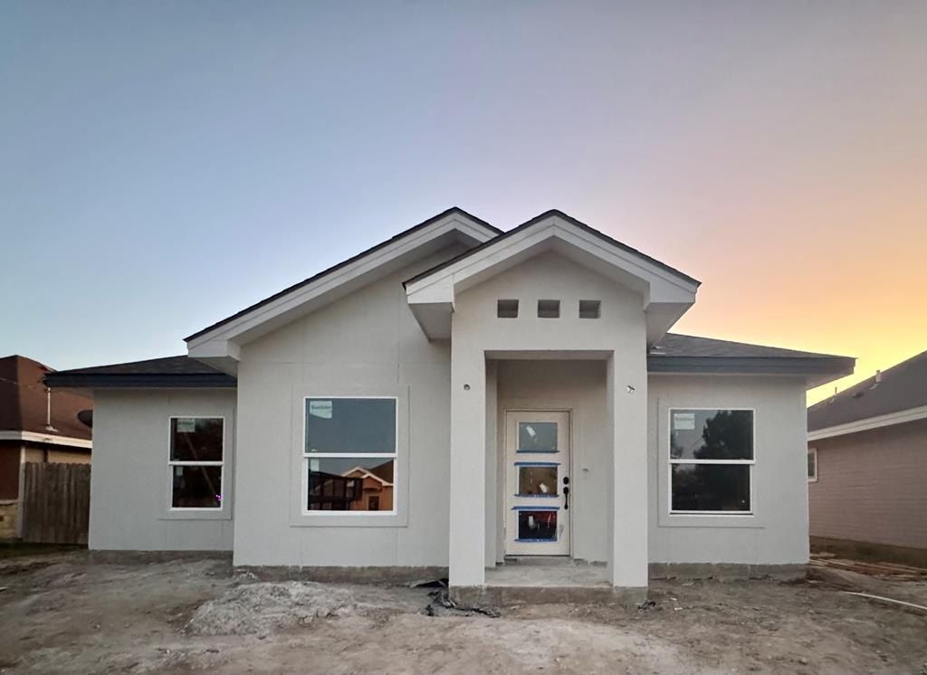 164 Richard Lane. Eagle Pass, TX 78852