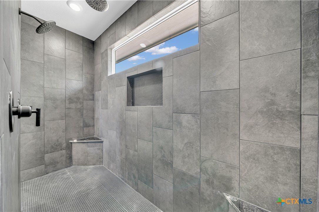 257 Private Road 2774. Mico, TX 78056