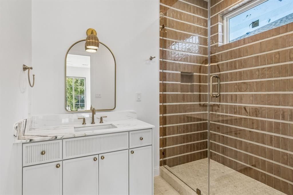 7107 Coronado Avenue. Dallas, TX 75214