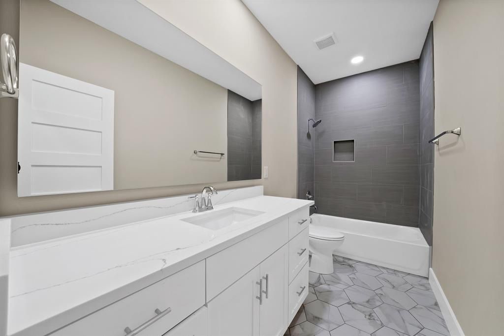 4608 Red Bud Court. The Colony, TX 75056