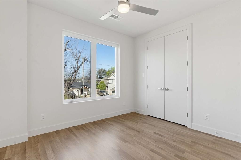 6607 Roper Street. Dallas, TX 75209