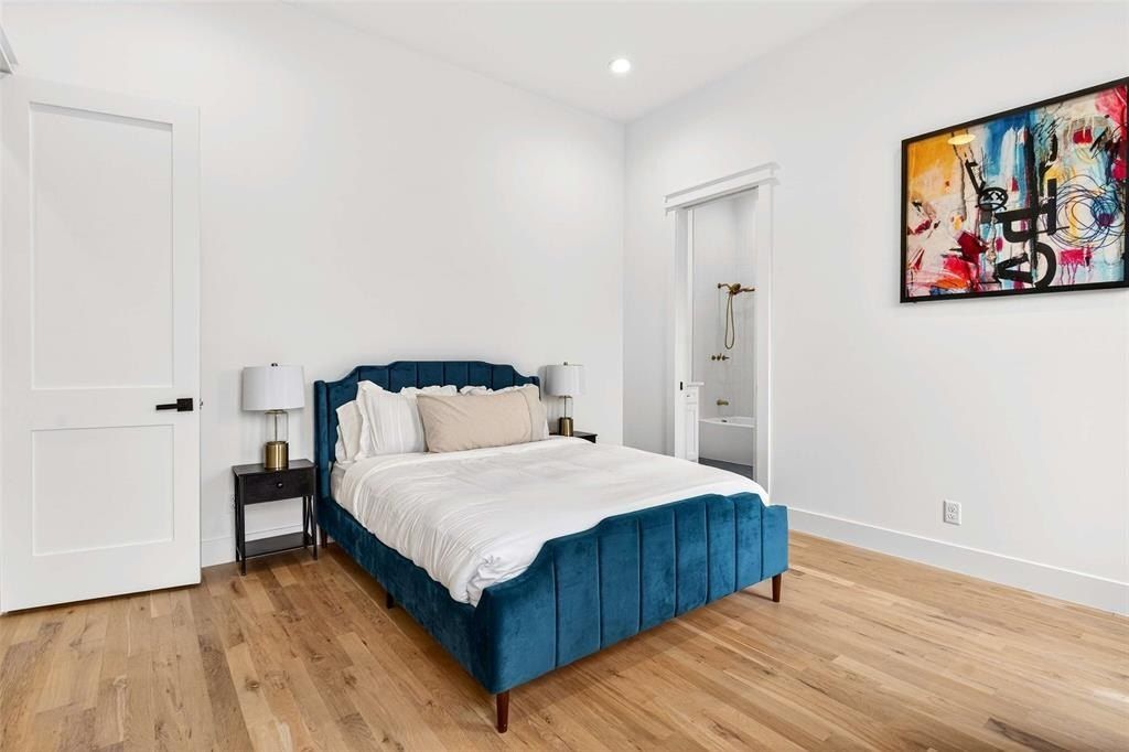 5940 Bryan Parkway. Dallas, TX 75206