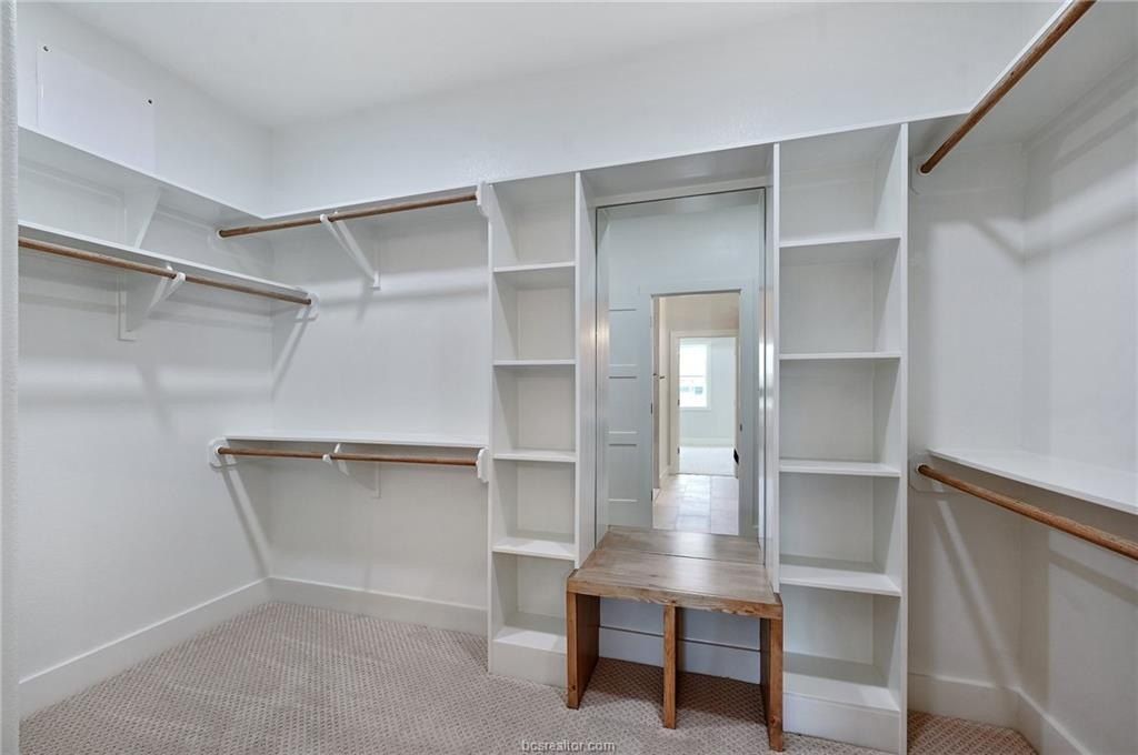 2822 Captain Drive. Bryan, TX 77808