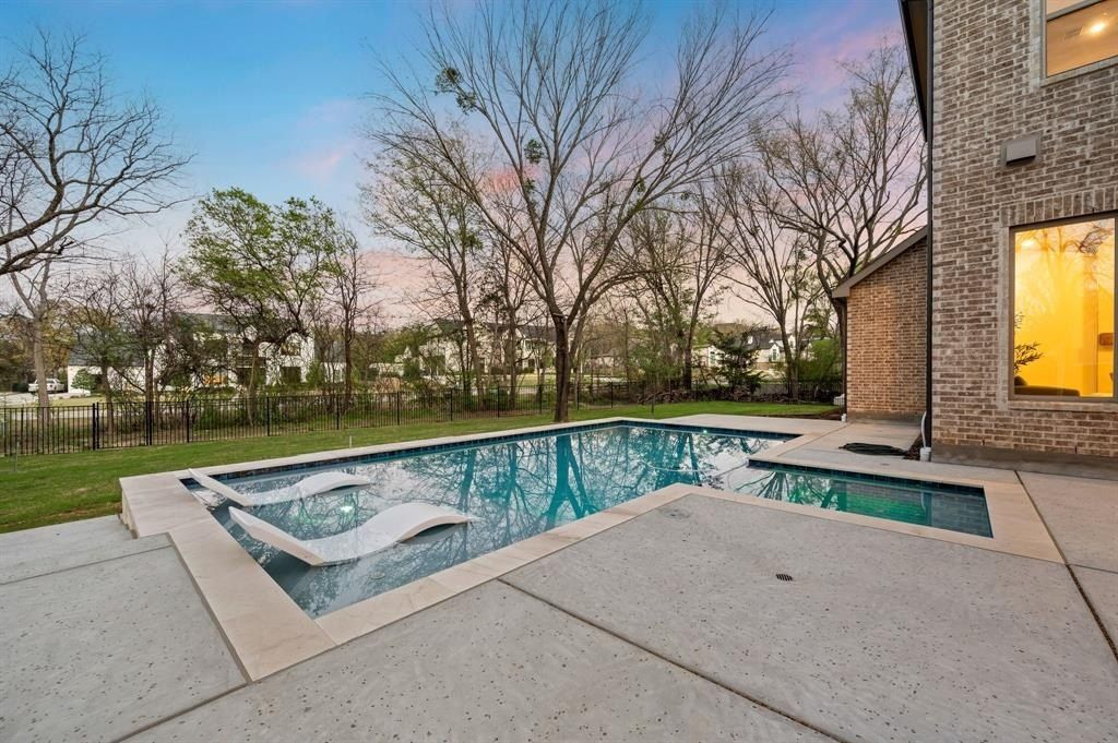 2131 Ravenwood Drive. Keller, TX 76262