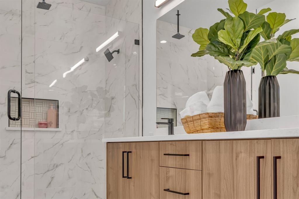 3612 San Jacinto. Dallas, TX 75204