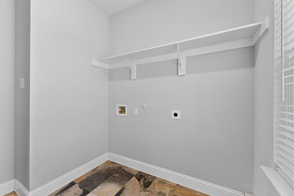 1518 County Road 4761. Sulphur Springs, TX 75482