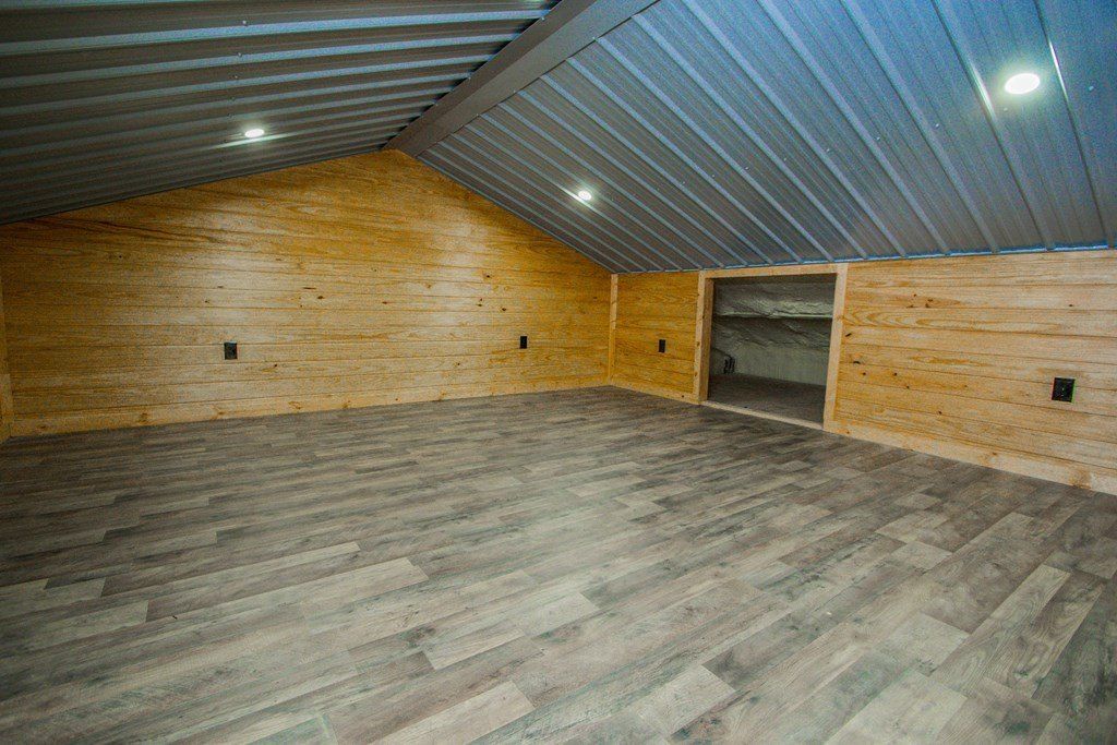 415 Sloe Lane. Brookeland, TX 75931