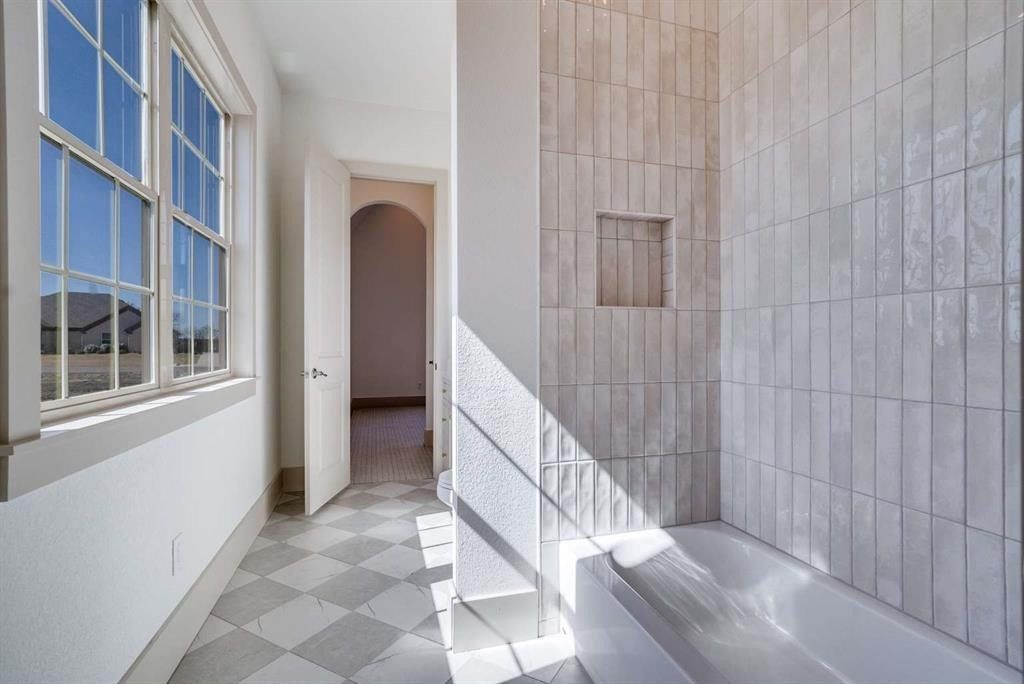 1458 Saguaro Trail. Joshua, TX 76058