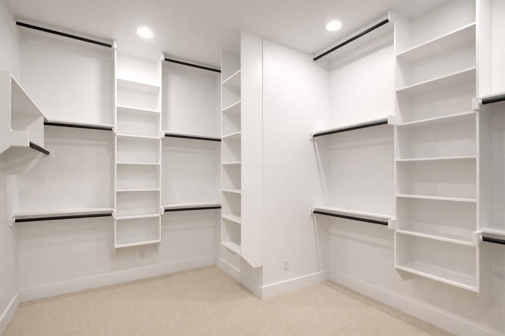 2012 Nichole Boulevard. Pottsboro, TX 75076