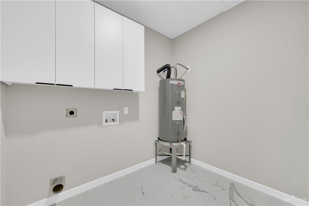 1312 E Evergreen Avenue. San Juan, TX 78589