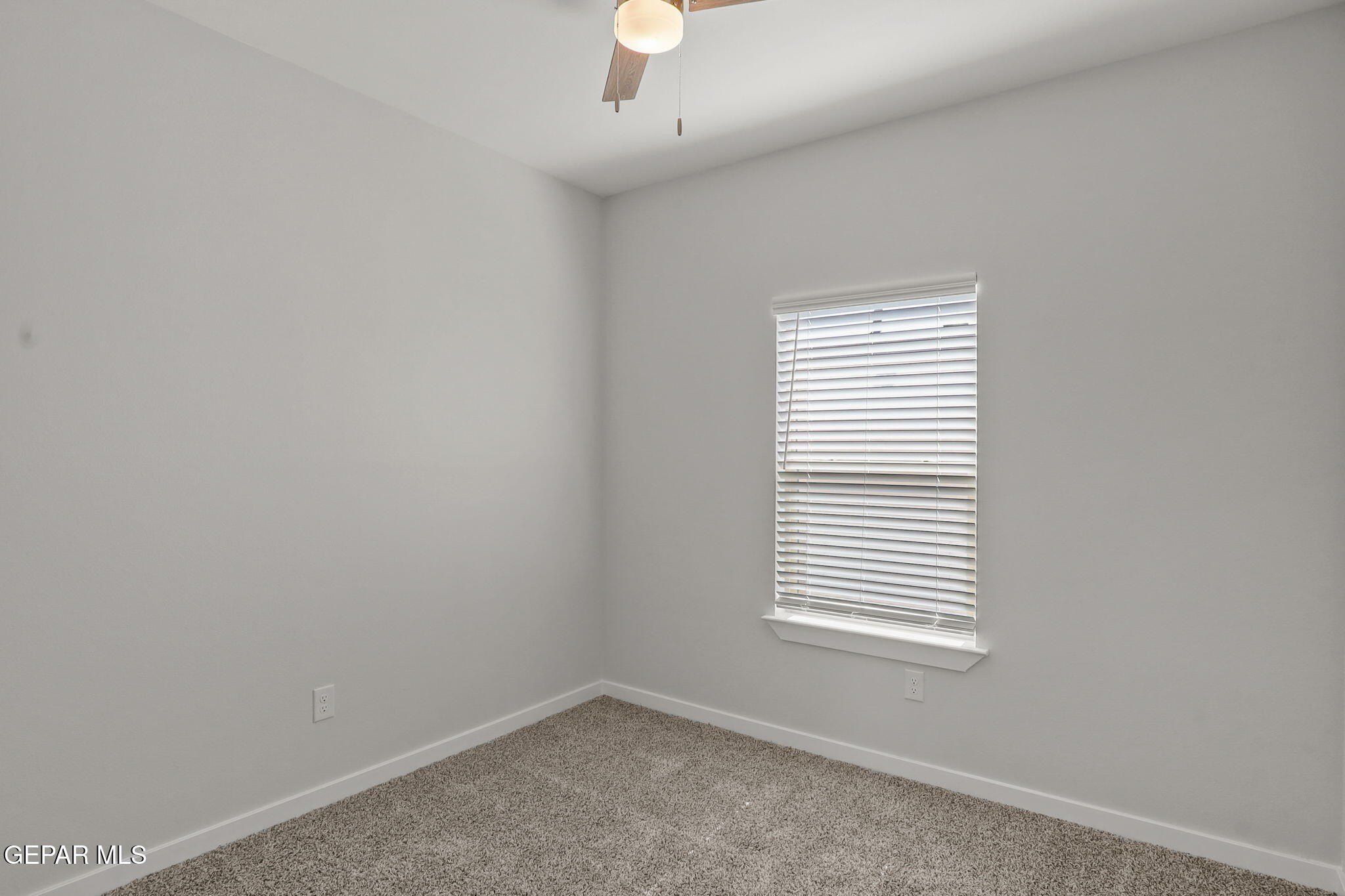 8424 Fish Place. Vinton, TX 79821