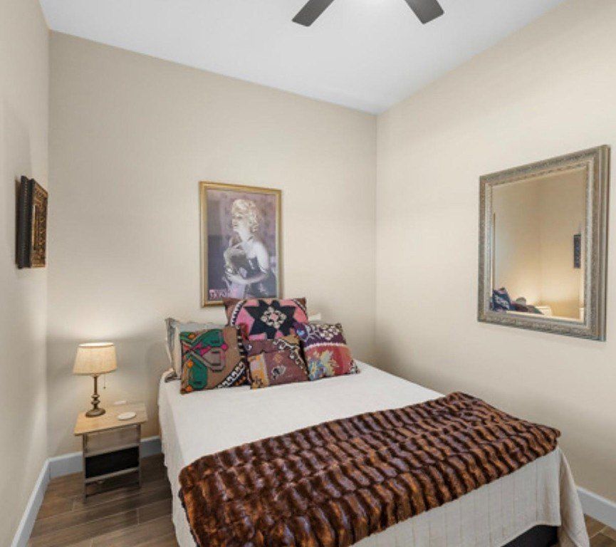 7210 Goehring Road. Ledbetter, TX 78946