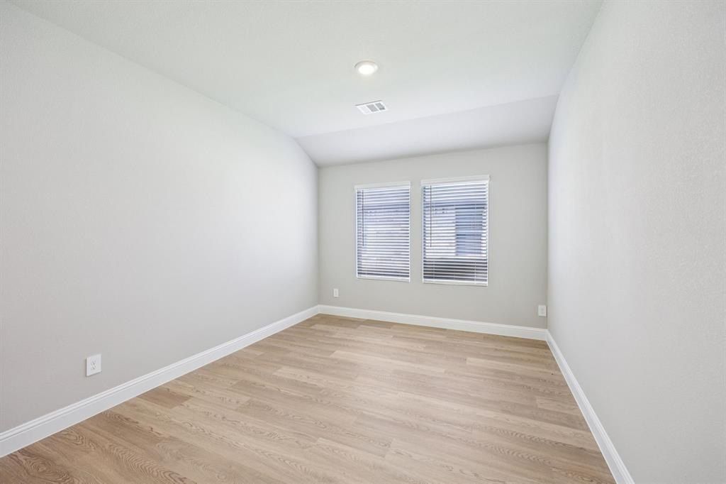 5910 Broadacre Drive. McKinney, TX 75071