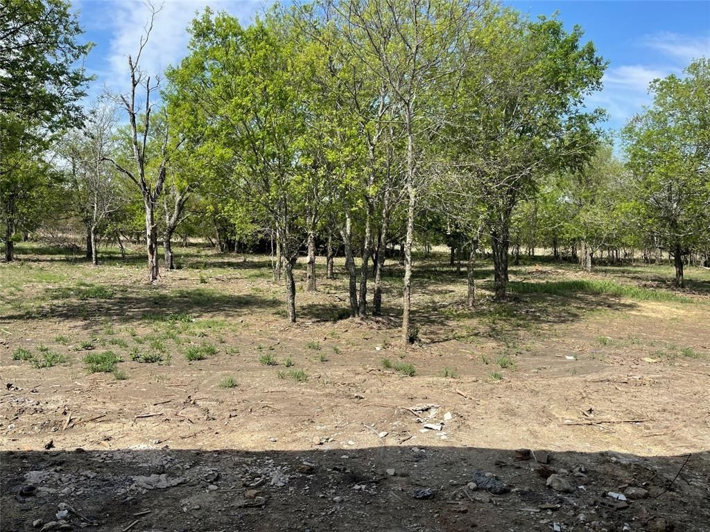 8505 Bronco Drive. Godley, TX 76044