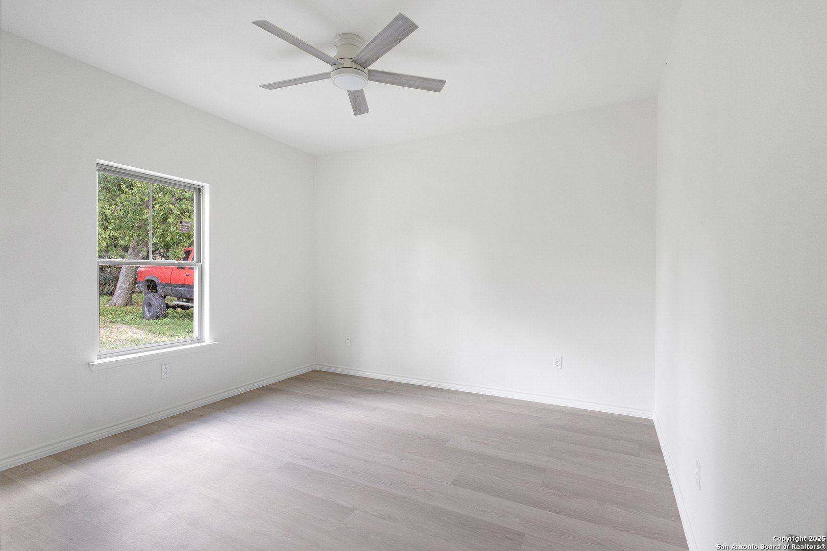 223 Florencia Ave. San Antonio, TX 78228