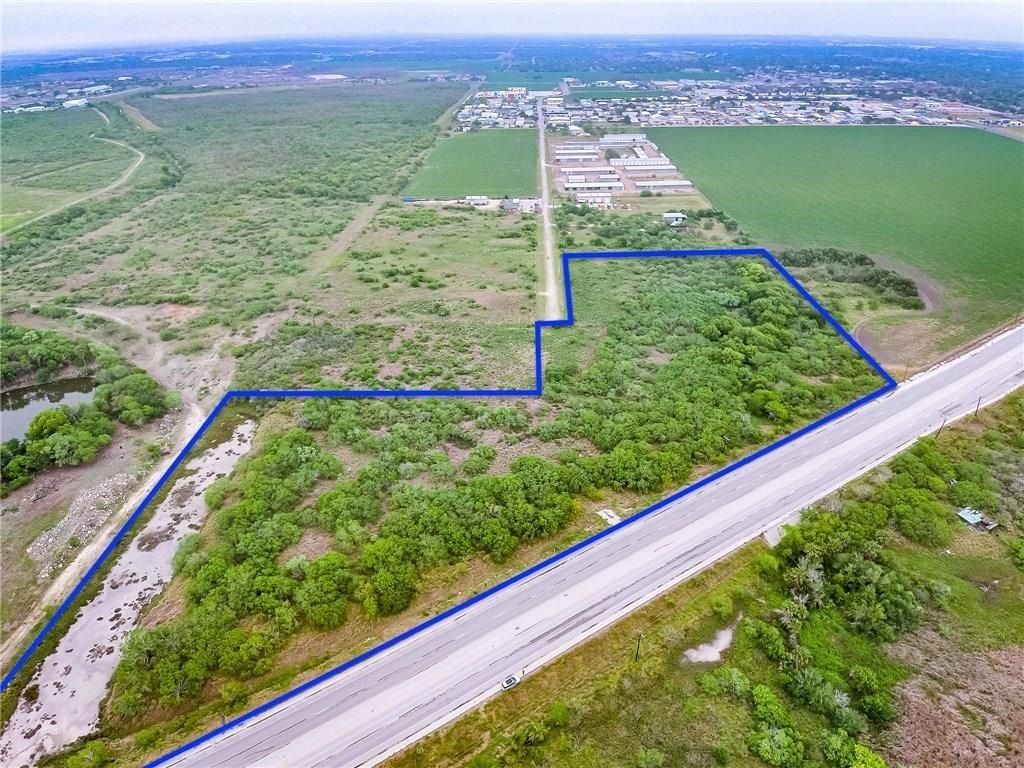 7538 Weber. Corpus Christi, TX 78413