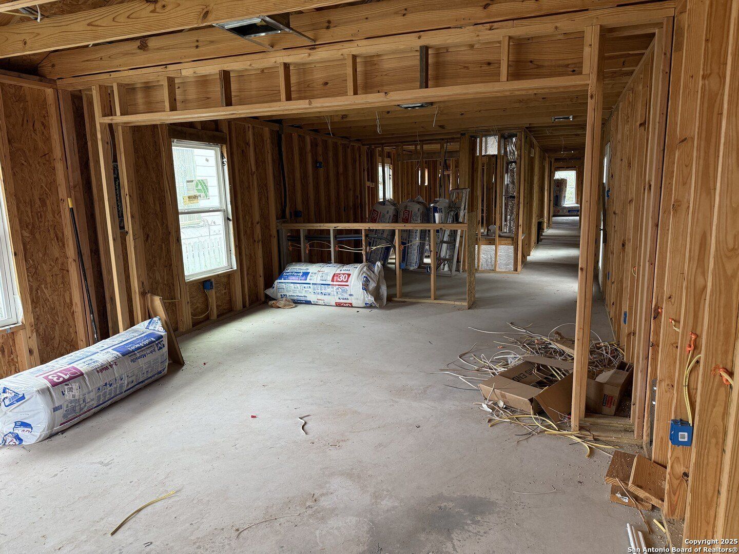 216 Milvid. San Antonio, TX 78211