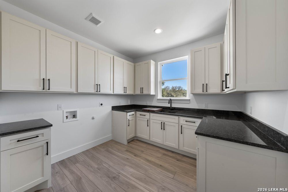 877 Annabelle Ave. Bulverde, TX 78163