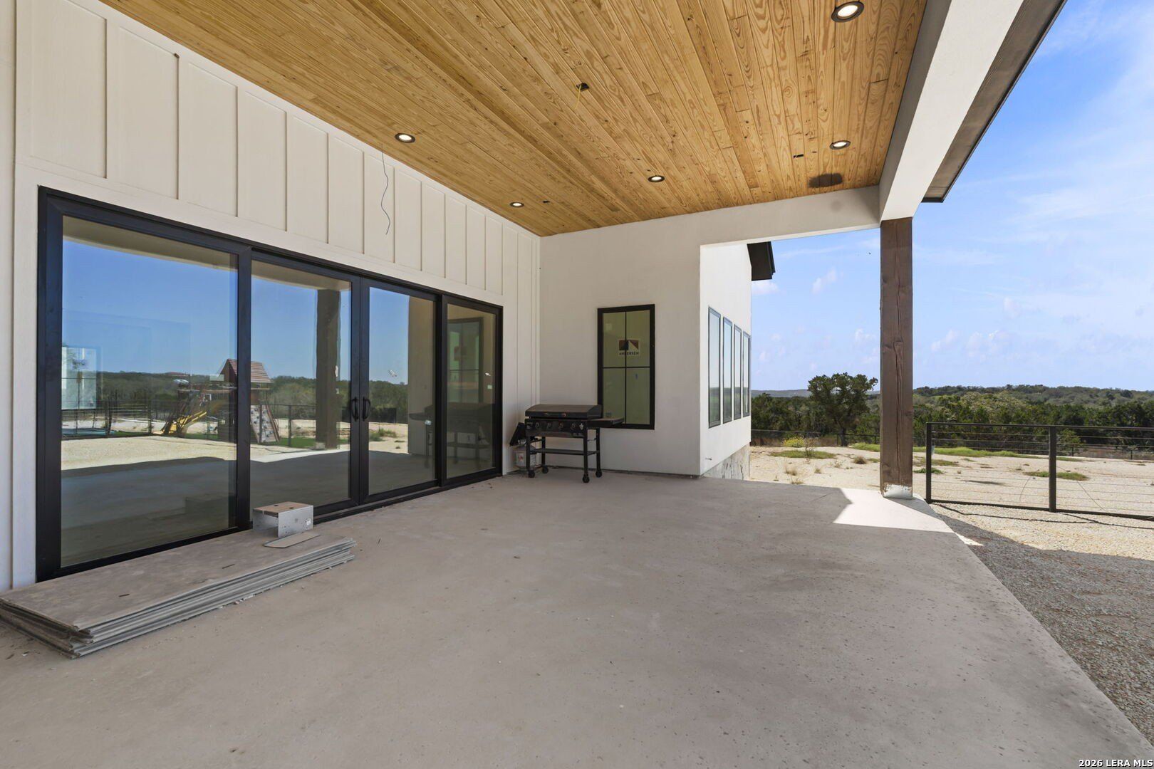1136 Adyson Ridge. Bulverde, TX 78163