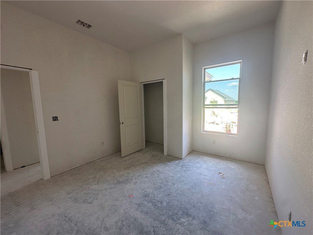 111 Overlook Trail. Copperas Cove, TX 76522